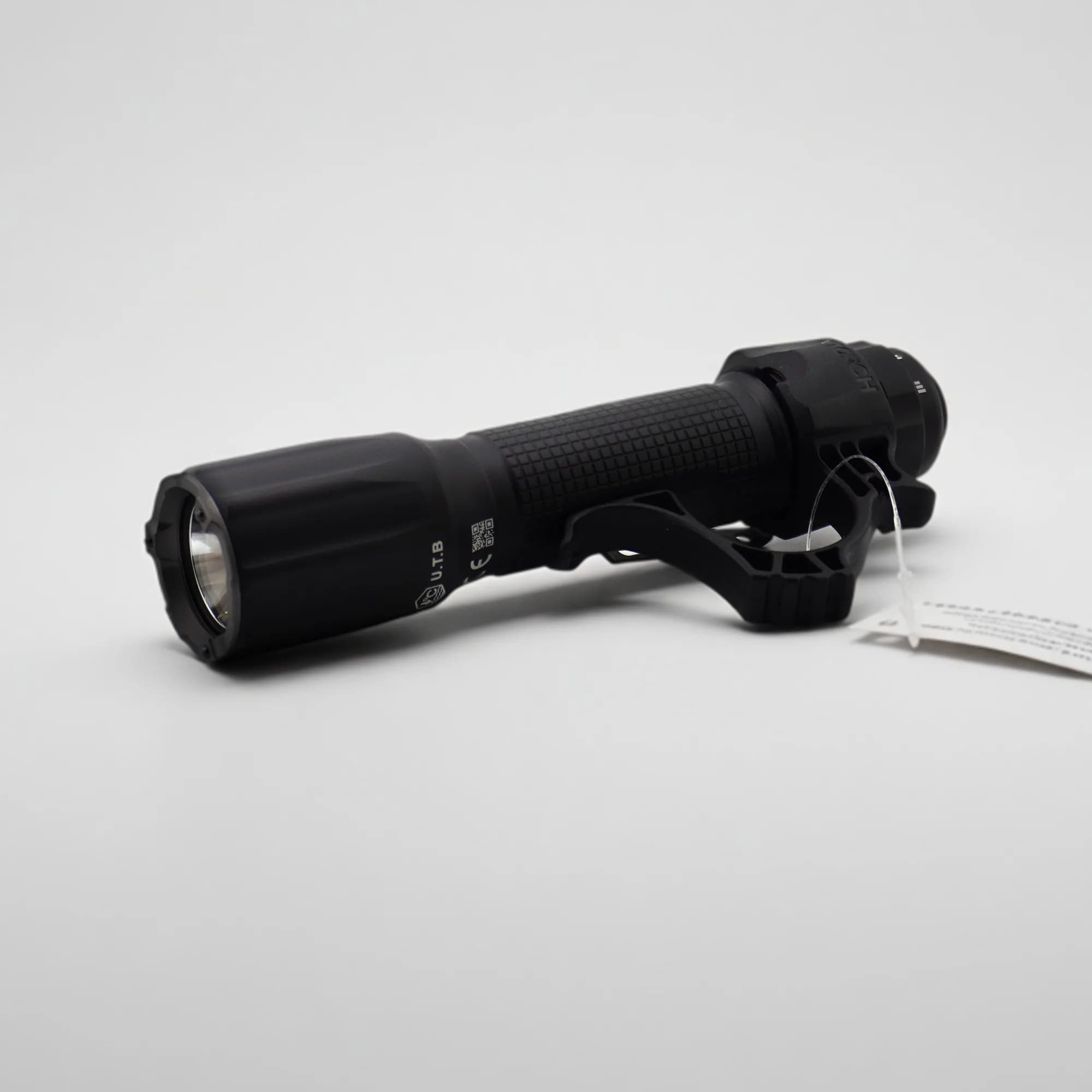 Taktische Taschenlampen: Lumen, Candela und Bedienung