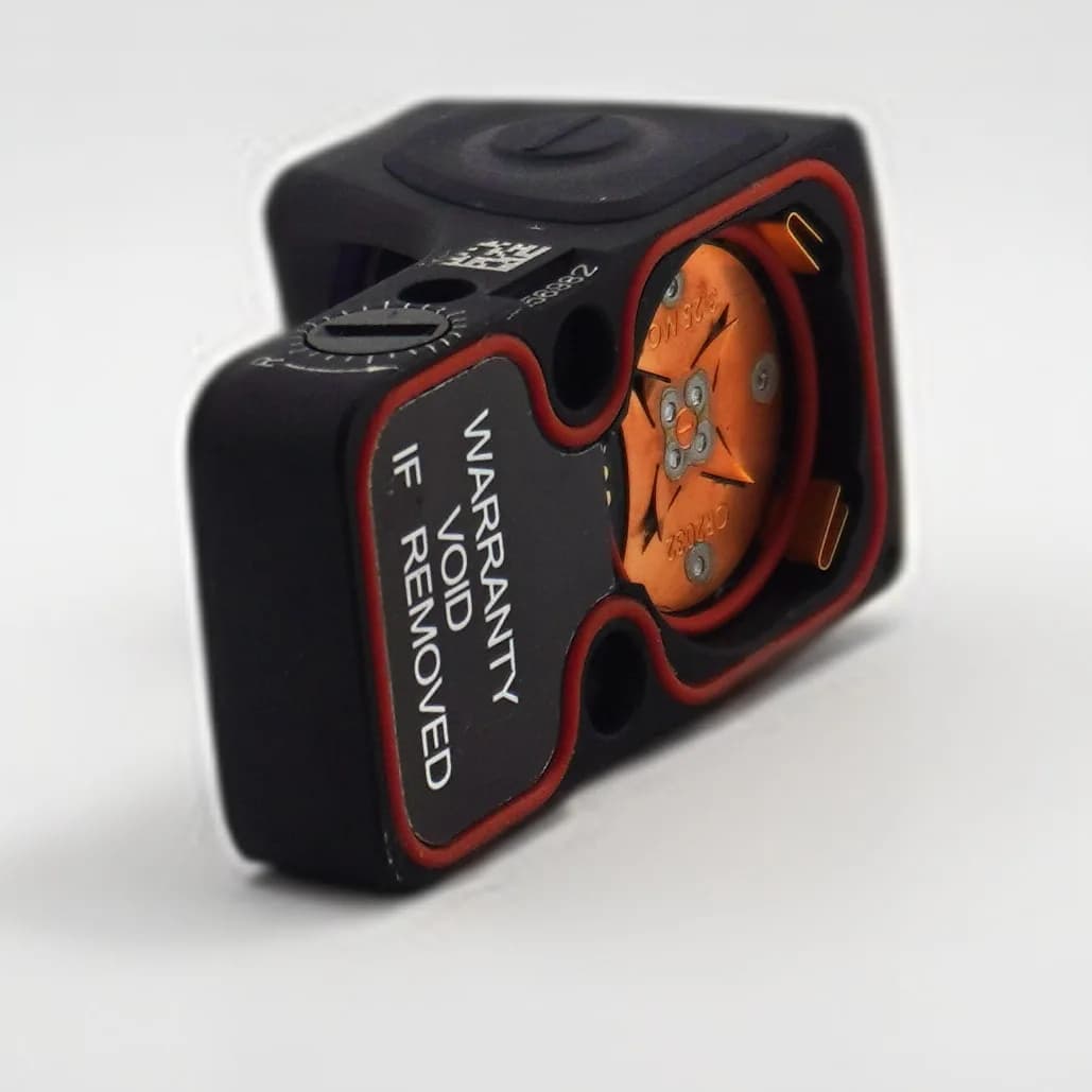 Trijicon SRO Rotpunktvisier 1 MOA mit RMR-Footprint, Hauptansicht