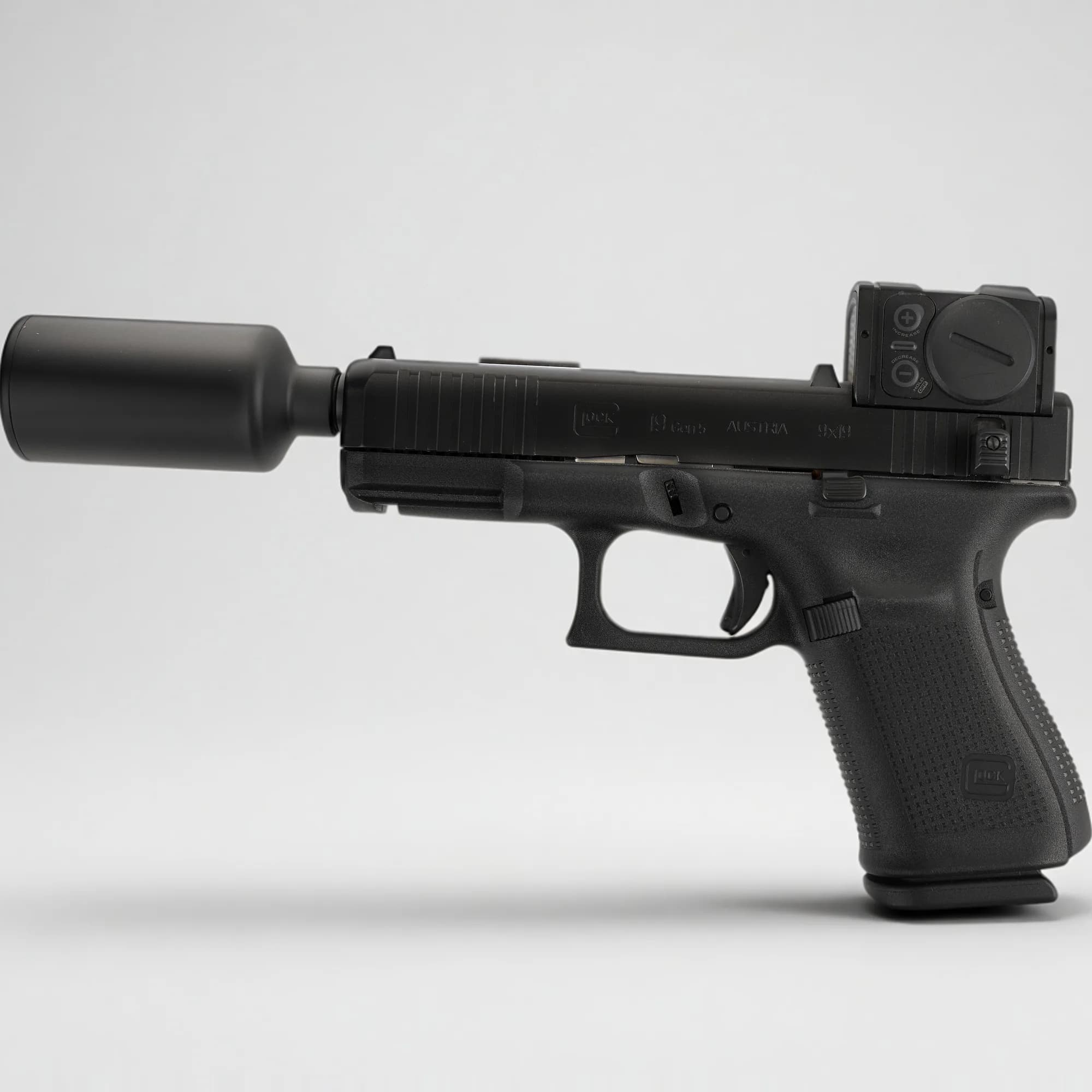 Glock 19 Gen5 B&T Hush Puppy Set 9mm mit Schalldämpfer und ACRO P-2, Hauptansicht